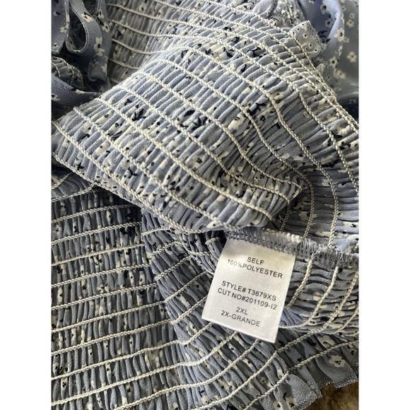 New Blush Bj Plus Size Ash‎ Blue Floral Crop Top Women's Size 2XL - Picture 8 of 11